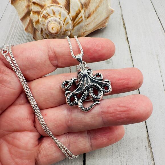 Octopus Sterling Silver Necklace Rounded Box Chain - Picture 9 of 11